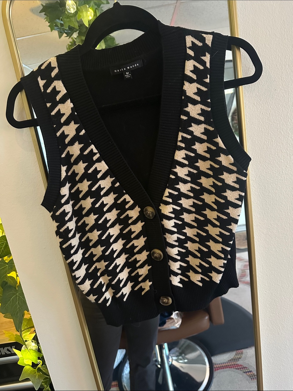 Mango Black & Cream Houndstooth Knit Vest